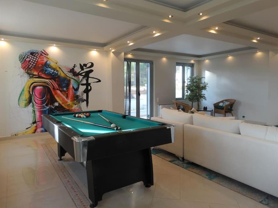 The White House Beach Villa Rafina  Luaran gambar