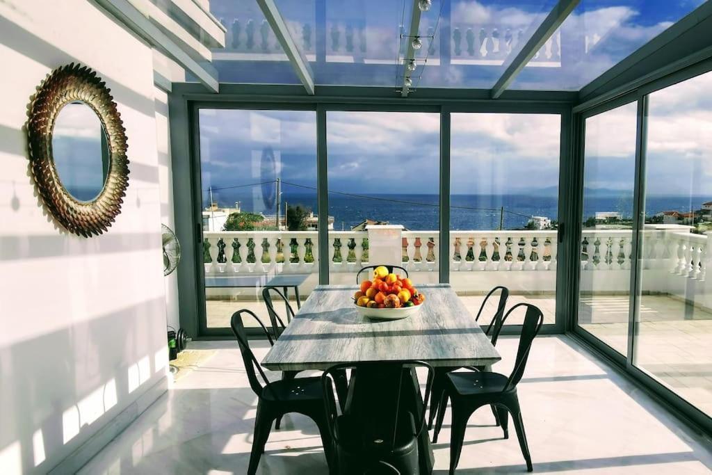 The White House Beach Villa Rafina  Luaran gambar