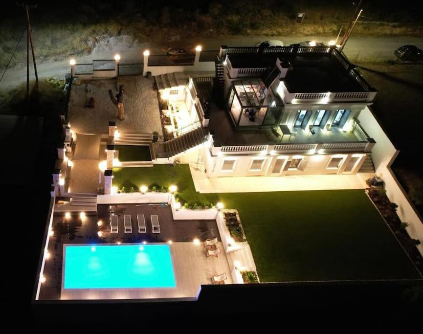 The White House Beach Villa Rafina  Luaran gambar